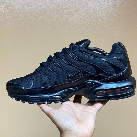 2017 Nike Air Max Plus TN “Triple Black” Men’s Size 11.5 604133-050 - Picture 5 of 16